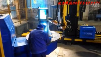 焊接機(jī)器人工作站